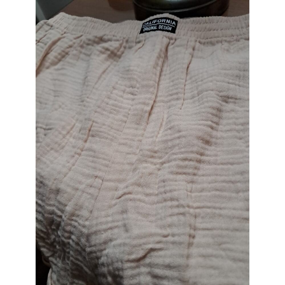 California Original Design 2 Pairs Of Shorts Womens Size Small One Cream 1...